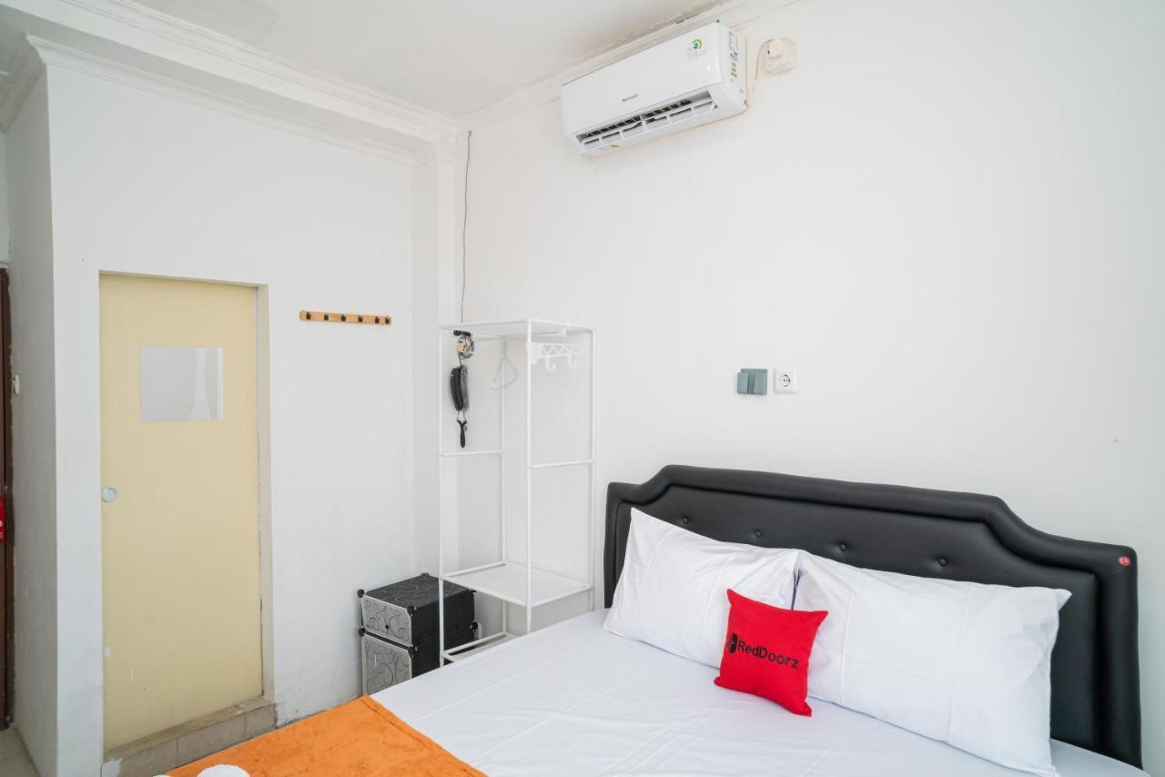 Reddoorz @ Aralia Harapan Indah Hotel Pulokendal Exterior photo